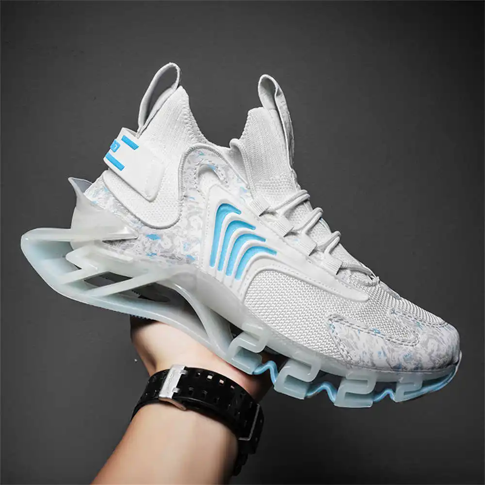 Streetwear Brand Vintage - Blaue Slipon-lange rosa Stiefel, hellgrüne Sneakers,