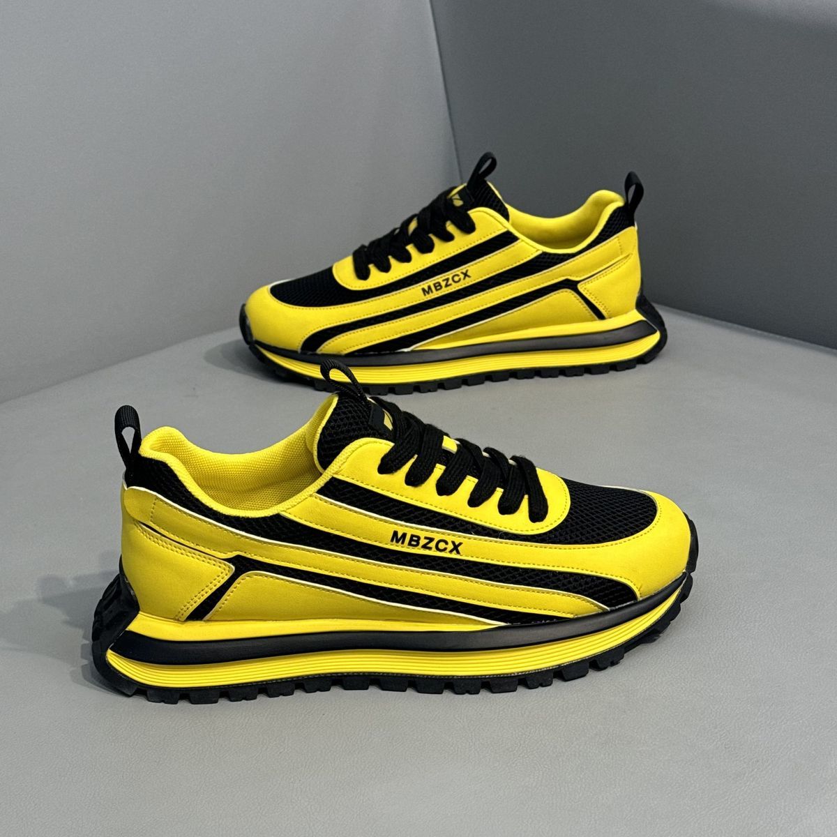Streetwear Brand Luxury - Herren Mesh Atmungsaktive Sport-Laufschuhe Luxusmarke Neue