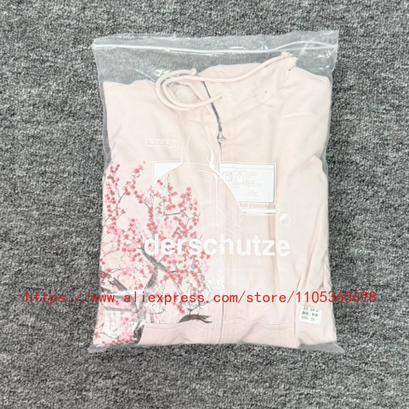 Streetwear Brand With A Logo - Neu eingetroffen: Derschutze Jacke für Herren