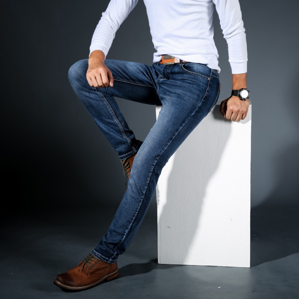 Modische minimalistische Stret – Streetwear Brand Denim Bewertung und Preis